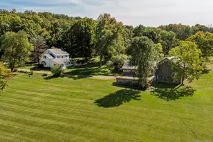 201 Masten Rd, Pleasant Valley, NY 12569 - Photo 3