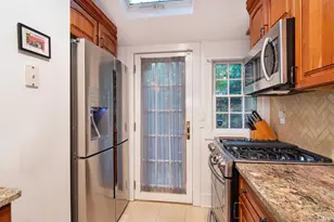 6 Beverly Rd, Bronxville, NY 10708 - Photo 11