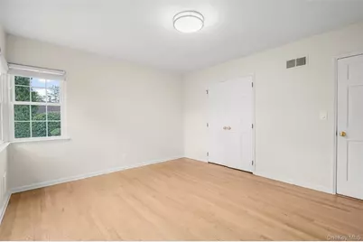 52 Dorchester Road, Scarsdale, NY 10583 - Photo 13