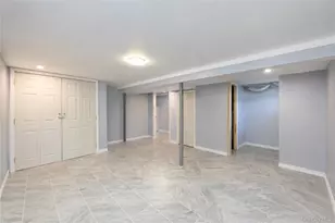 7 Primrose Ave, Hicksville, NY 11801 - Photo 31