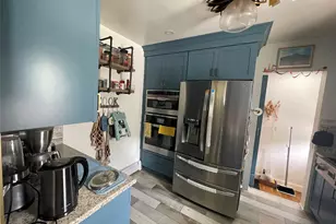 76-25 250th St, Bellerose, NY 11426 - Photo 17