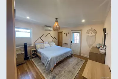 7625 250th Street, Bellerose, NY 11426 - Photo 11