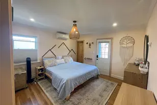 76-25 250th St, Bellerose, NY 11426 - Photo 11