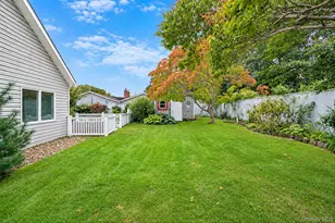 1 Allegheny Dr S, Farmingville, NY 11738 - Photo 25