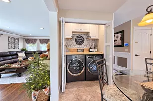 521 Park Ave, Centereach, NY 11720 - Photo 13