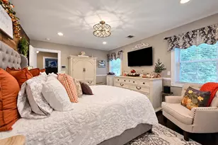 521 Park Ave, Centereach, NY 11720 - Photo 15