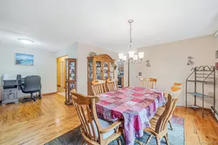 102 Robinson Ave, Medford, NY 11763 - Photo 15