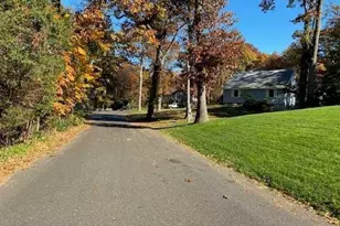 19 Night Heron Dr, Stony Brook, NY 11790 - Photo 15