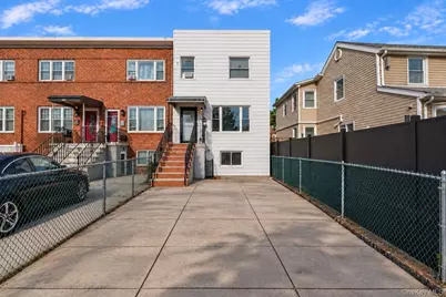 276 Swinton Avenue, Bronx, NY 10465 - Photo 1