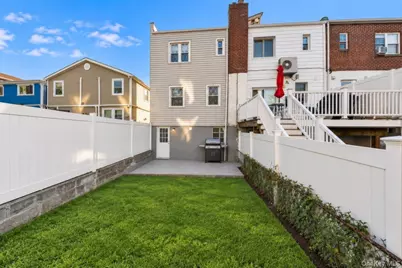 276 Swinton Avenue, Bronx, NY 10465 - Photo 15