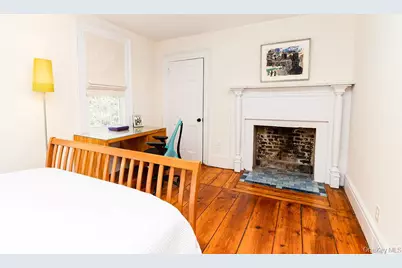 592 Landing Avenue, Smithtown, NY 11787 - Photo 31