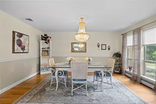46 Golf Club Cir, Manorville, NY 11949 - Photo 11