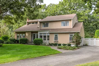 46 Golf Club Circle, Manorville, NY 11949 - Photo 45
