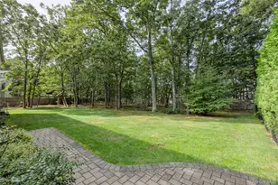 46 Golf Club Cir, Manorville, NY 11949 - Photo 35