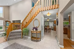 46 Golf Club Cir, Manorville, NY 11949 - Photo 7