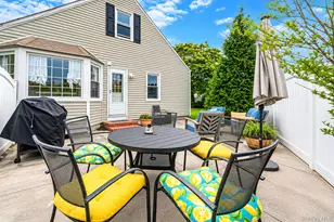 19 Cherry Ave, West Sayville, NY 11796 - Photo 29