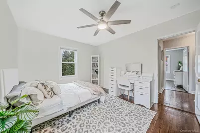 19 Cherry Avenue, West Sayville, NY 11796 - Photo 15