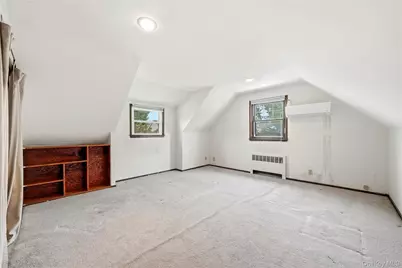947 White Birch Lane, Wantagh, NY 11793 - Photo 21