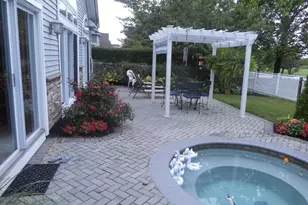 173 Hamlet Dr, Mount Sinai, NY 11766 - Photo 5