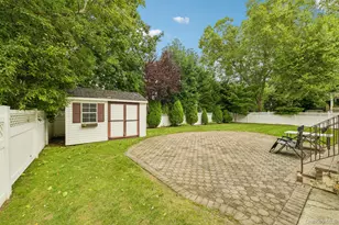 2175 Helene Ave, Merrick, NY 11566 - Photo 37
