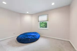 2175 Helene Ave, Merrick, NY 11566 - Photo 33