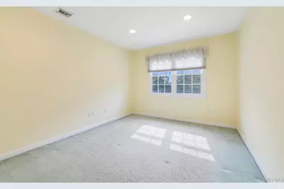 2175 Helene Avenue, Merrick, NY 11566 - Photo 29