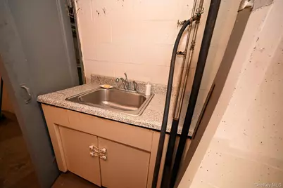 967 Seneca Avenue, Ridgewood, NY 11385 - Photo 21