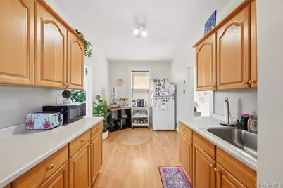 14 Sumner Avenue, Yonkers, NY 10704 - Photo 31