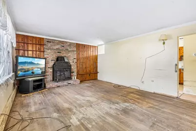 18 Wrana Street, Medford, NY 11763 - Photo 5