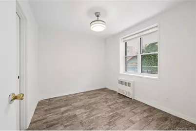 636 N Terrace Avenue #2B, Fleetwood, NY 10552 - Photo 11