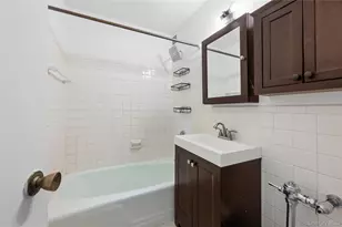 636 N Terrace Ave, Fleetwood, NY 10552 - Photo 9