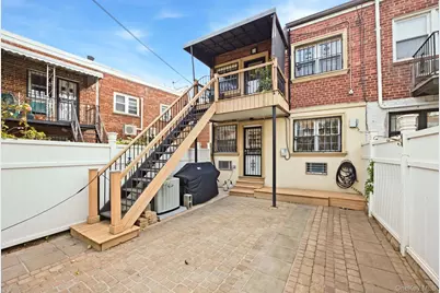 20-10 Hazen Street, East Elmhurst, NY 11370 - Photo 25