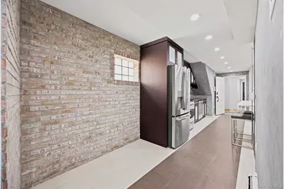 20-10 Hazen Street, East Elmhurst, NY 11370 - Photo 21