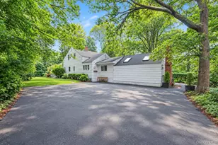 2 Glenwater Ln, East Setauket, NY 11733 - Photo 7