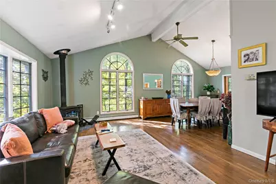 999 Cliff Avenue, Yorktown Heights, NY 10598 - Photo 5