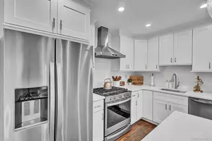 224 Erik Dr, East Setauket, NY 11733 - Photo 13
