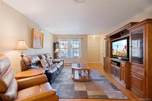 152 Revere Dr, Sayville, NY 11782 - Photo 5