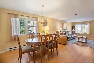 152 Revere Dr, Sayville, NY 11782 - Photo 7