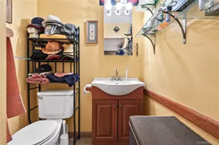 861 Home St, Bronx, NY 10459 - Photo 13