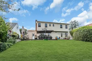 22 Bryce Ave, Glen Cove, NY 11542 - Photo 29