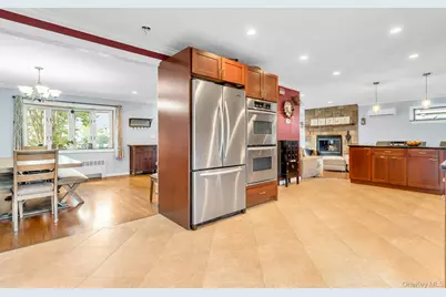 22 Bryce Avenue, Glen Cove, NY 11542 - Photo 13