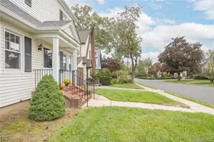 20 Byron Ave, White Plains, NY 10606 - Photo 29