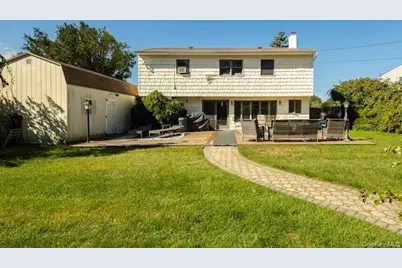 45 Rudder Drive, Holtsville, NY 11742 - Photo 17