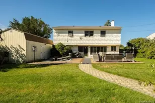 45 Rudder Dr, Holtsville, NY 11742 - Photo 17
