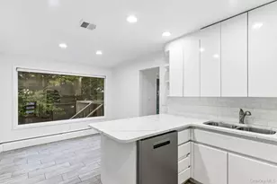 1114 Fordham, Woodmere, NY 11598 - Photo 17
