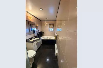 77-21 31st Avenue, East Elmhurst, NY 11370 - Photo 7
