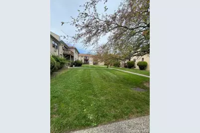 269 W Sneden Place W #269, Spring Valley, NY 10977 - Photo 11