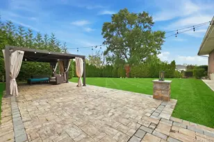 47 Royal Way, Manhasset Hills, NY 11040 - Photo 35