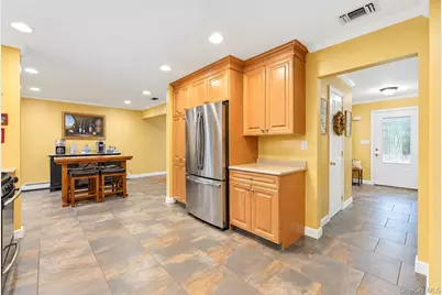344 Barton Avenue, Patchogue, NY 11772 - Photo 21