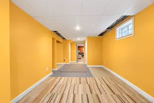 344 Barton Ave, Patchogue, NY 11772 - Photo 39